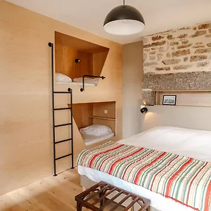 Hotel Dek ***