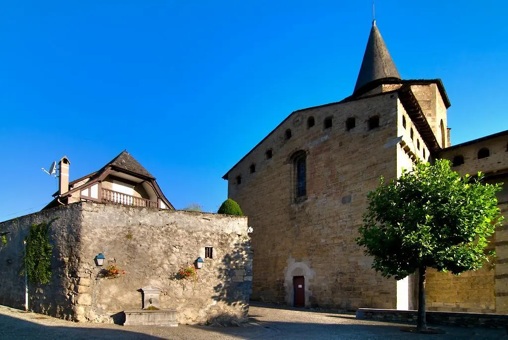 Les Rochers Saint-Savin  3*, Saint-Savin (Hautes-Pyrenees)