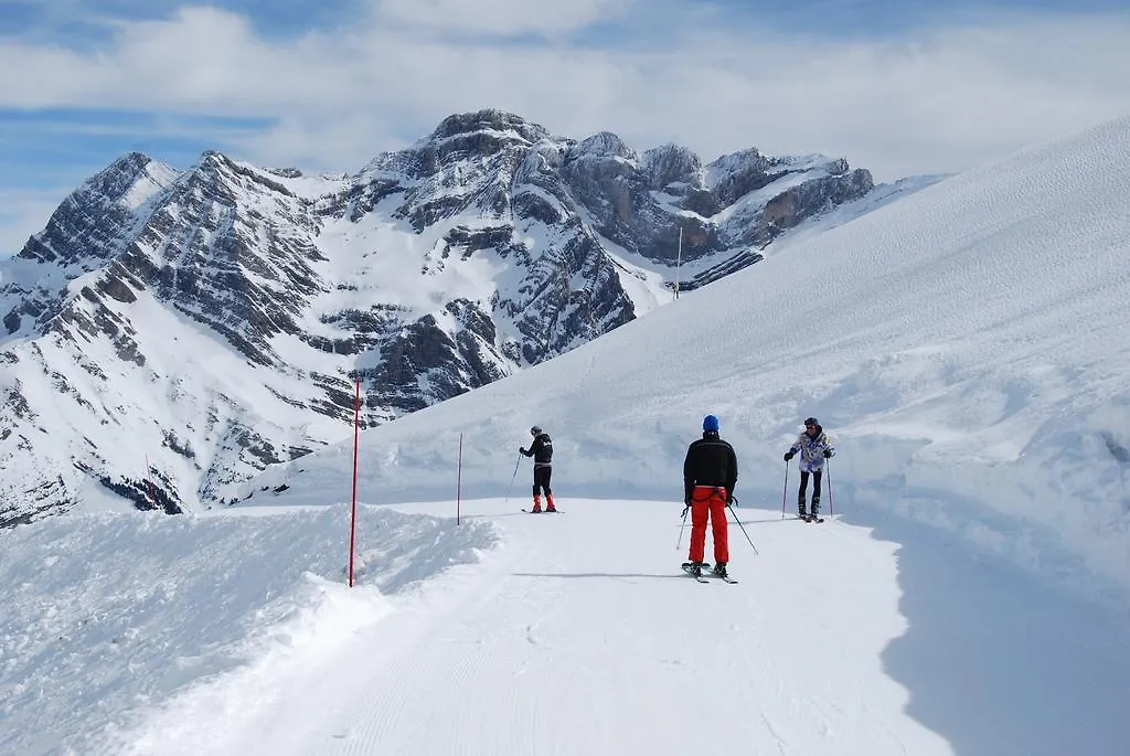 Les Rochers Saint-Savin  Hotel Saint-Savin (Hautes-Pyrenees)