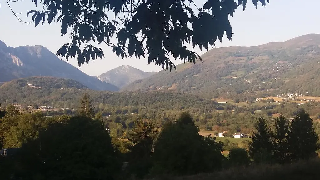 *** Hotel Les Rochers Saint-Savin  France