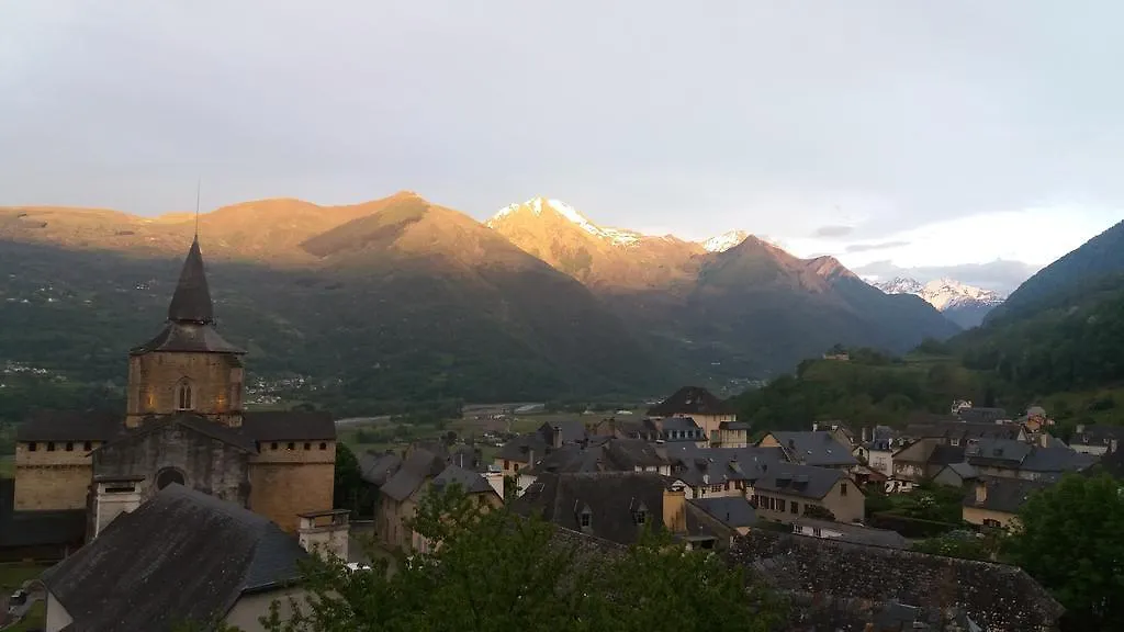 Hotel Les Rochers Saint-Savin