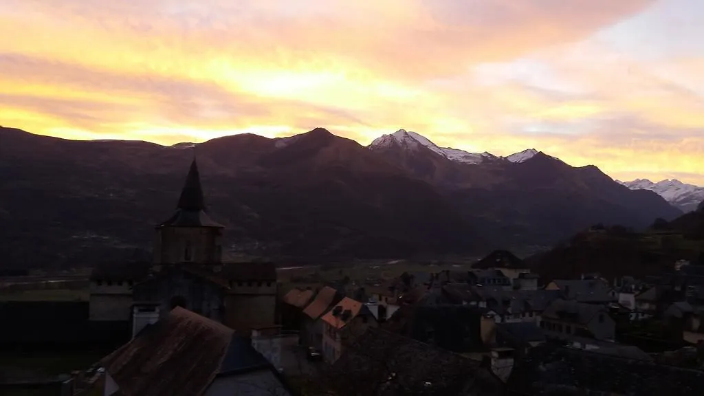 Hotel Les Rochers Saint-Savin